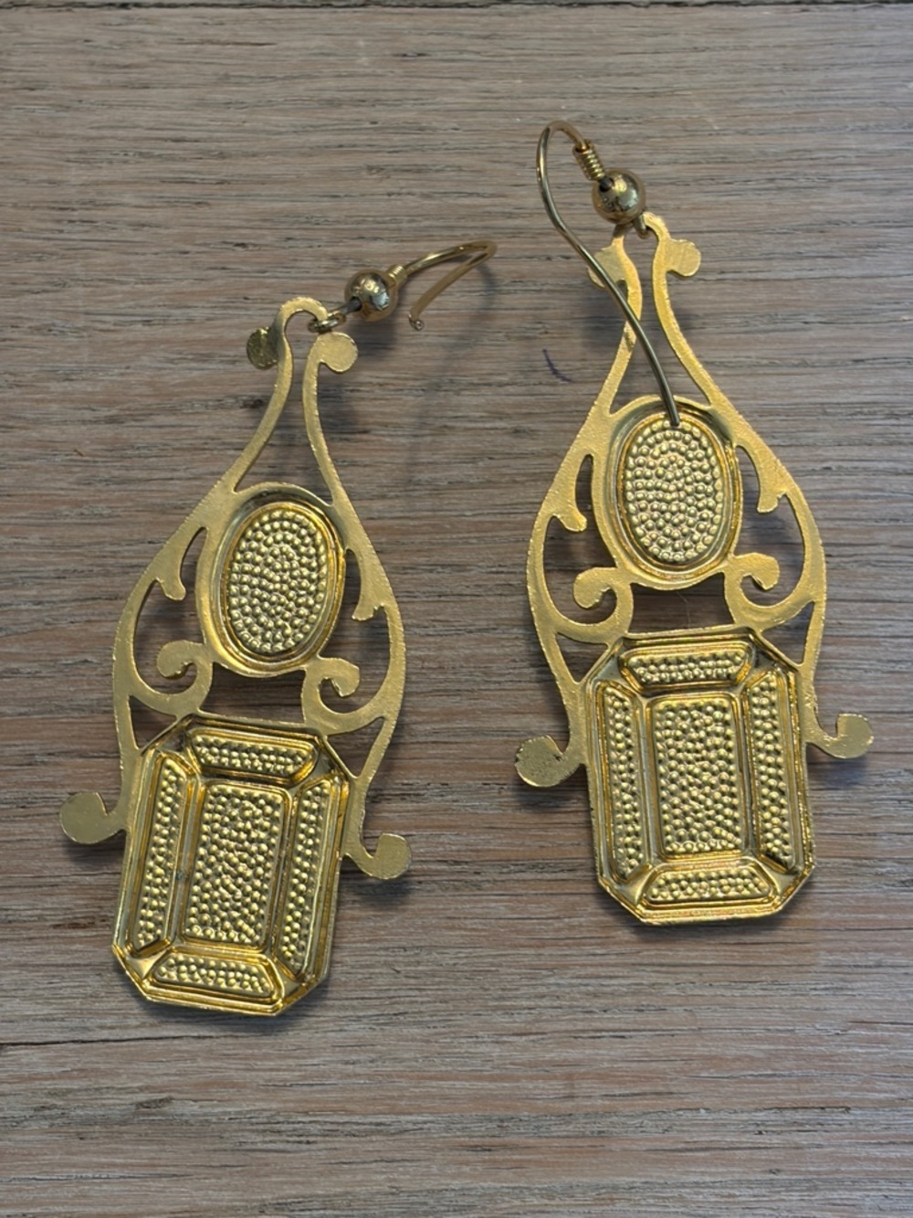 BEVERLY HAMBURG | Gold Tone Opal Drop Earrings - Picture 5 of 7